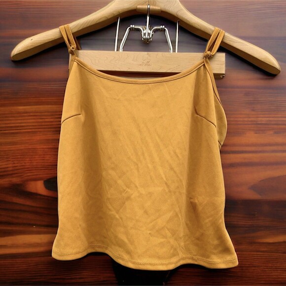 NO BO No Boundaries Women's Juniors Yellow Golden Cropped Tank Top Size M (7-9) - Picture 1 of 7